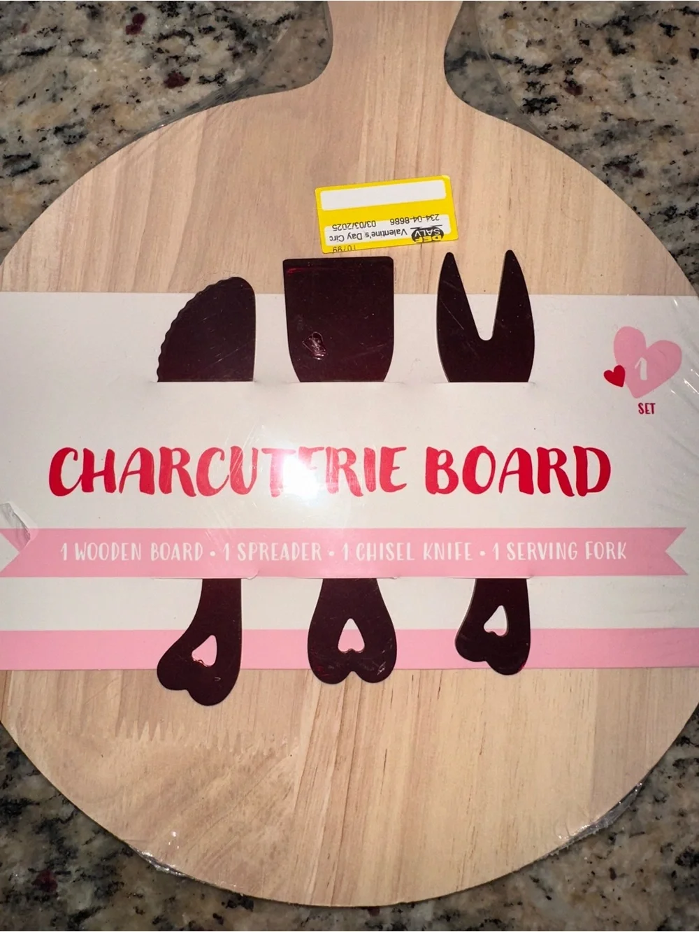 Round Wooden Charcuterie Board with Heart Handle - Natural Wood & Red Accents